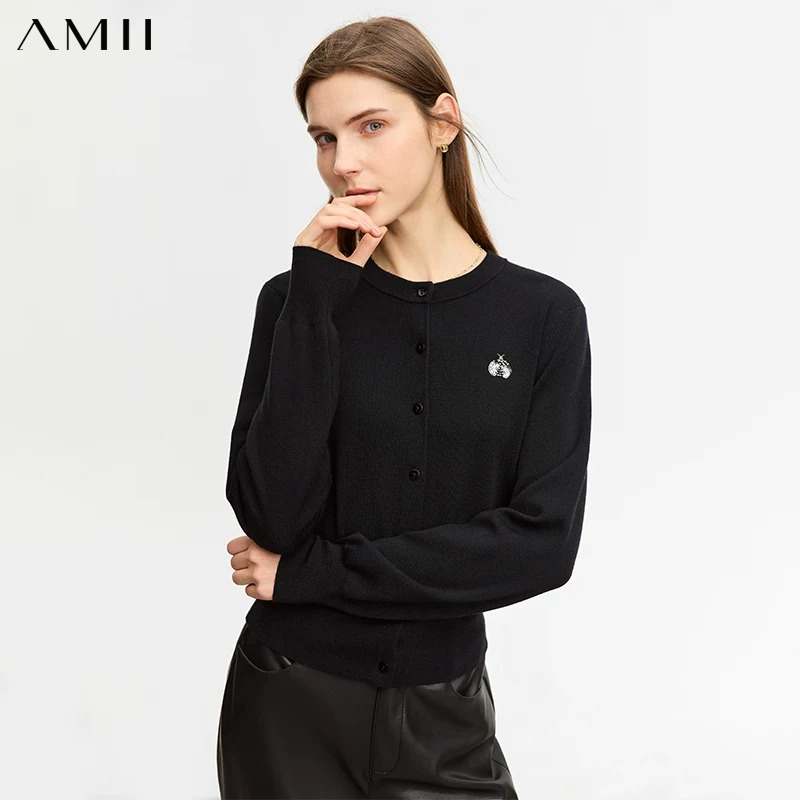 AMII Minimalist Yün Kazak Kadı - Embroidery Lady Bug incelemesi ve fiyatı